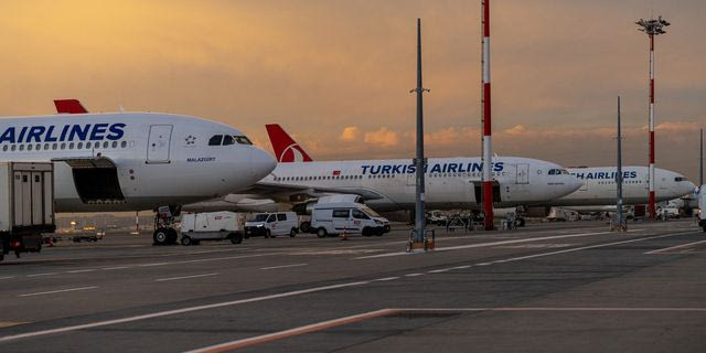 Ώρες αγωνίας σε πτήση της Turkish Airlines που έπεσε σε καταιγίδα – Βίντεο
