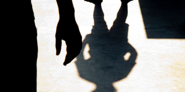 Βριλήσσια: Στο Αυτόφωρο ο 14χρονος για τον ξυλοδαρμό συμμαθητή του – Με ρήξη νεφρού το θύμα