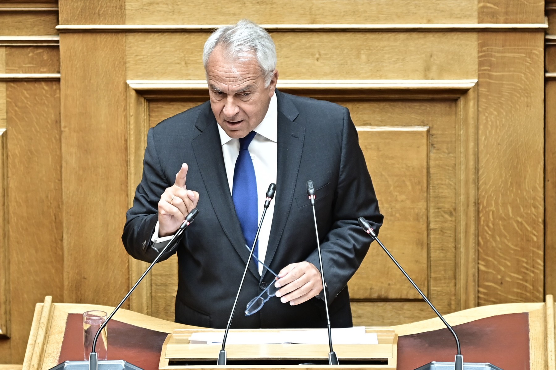 Βορίδης: Πλήρης στήριξη σε Μαρινάκη – “Χρειάζεται εξορθολογισμός της επιδοματικής πολιτικής”