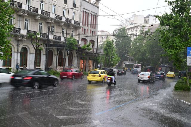 Πού και πότε θα “χτυπήσει” η κακοκαιρία – Χάρτες