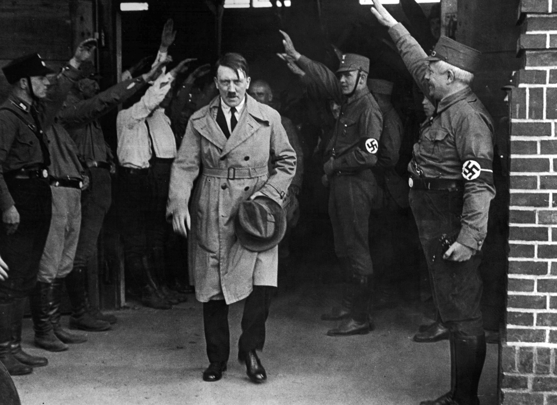Έγγραφα καταρρίπτουν το άλλοθι του Χίτλερ για τον θάνατο της ανιψιάς του