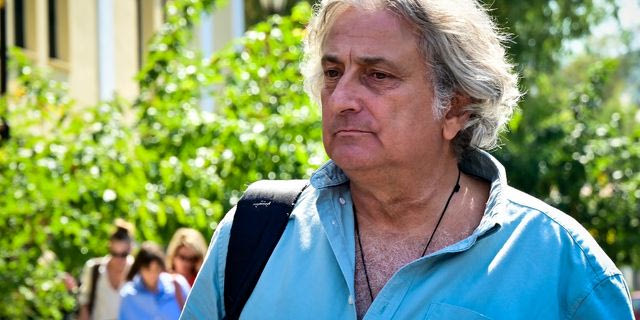Στον ανακριτή στα δικαστήρια της πρώην Σχολής Ευελπίδων ο υπνοθεραπευτής που εμπλέκεται στην υπόθεση του θανάτου του Γιώργου Μαζωνάκη