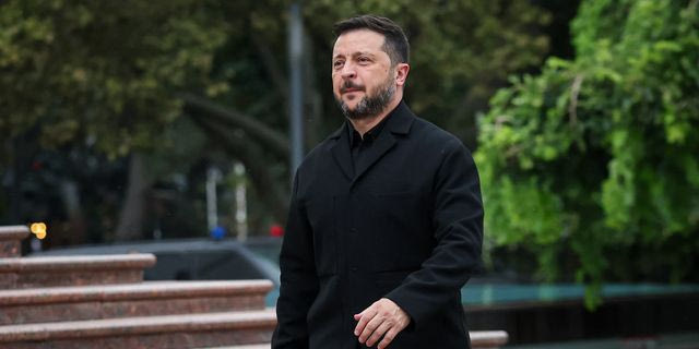 Η Ρωσία προετοιμάζει “μαζική επίθεση” λέει ο Ζελένσκι