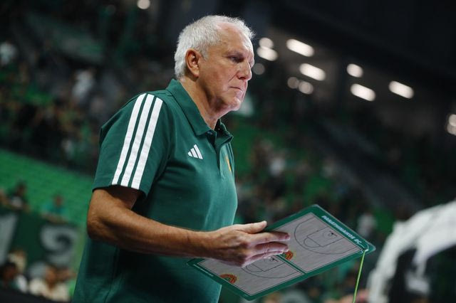 Παναθηναϊκός AKTOR – Μπουργκ: Σείστηκε το Telekom Center Athens με την είσοδο του Ζέλικο Ομπράντοβιτς