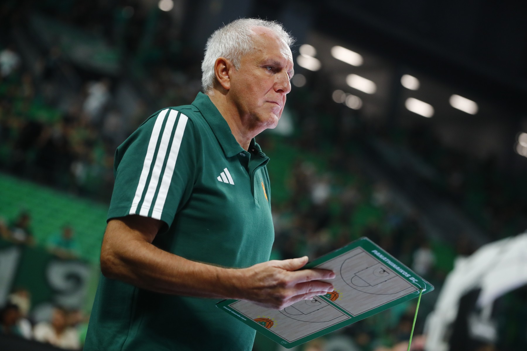 Παναθηναϊκός AKTOR – Μπουργκ: Σείστηκε το Telekom Center Athens με την είσοδο του Ζέλικο Ομπράντοβιτς