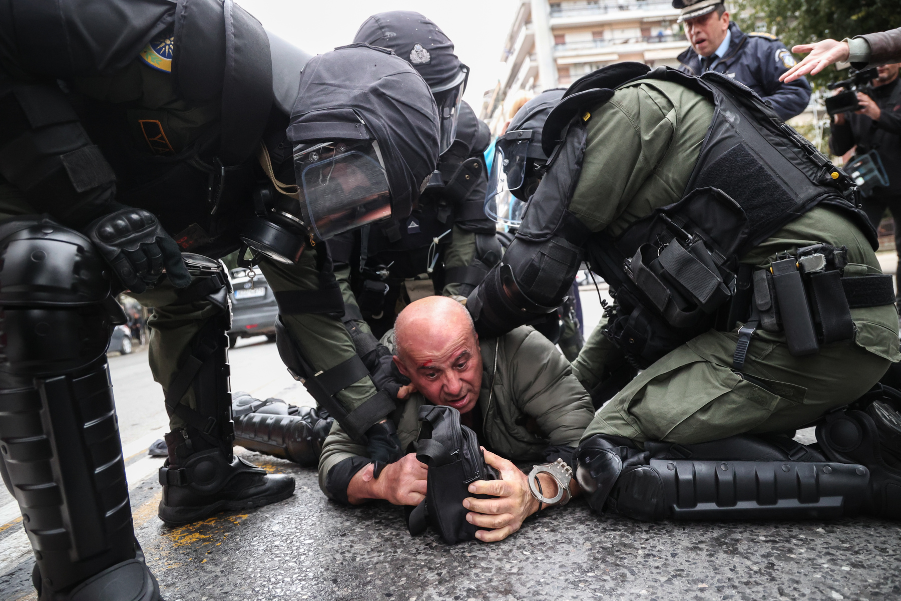 Σφοδρές αντιδράσεις για το όργιο καταστολής των ΜΑΤ σε αντιφασιστική πορεία