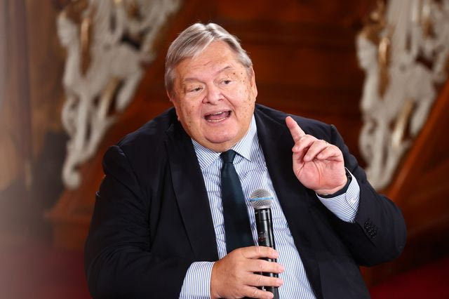 Βενιζέλος: Δεν με ενόχλησε ποτέ η αποχώρηση από την εξουσία – Τι είπε για τα Μνημόνια