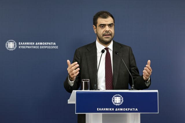 To “Κάνουμε ό,τι μπορούμε” της κυβέρνησης για θέρμανση – καύσιμα