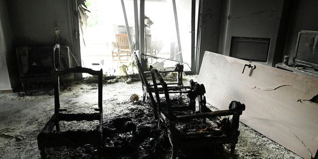 ΕΜΠΡΗΣΜΟΣ ΣΕ ΟΙΚΙΑ ΚΑΙ ΔΥΟ ΑΥΤΟΚΙΝΗΤΑ ΣΤΗ ΓΛΥΦΑΔΑ