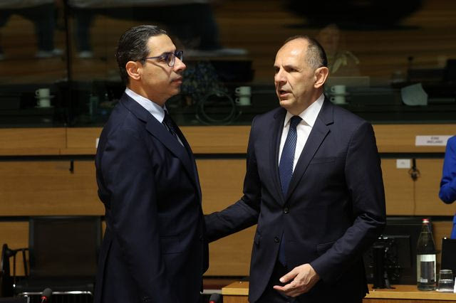 Επικοινωνία Γεραπετρίτη με ΥΠΕΞ Κύπρου και Αιγύπτου για το τουρκολιβυκό μνημόνιο