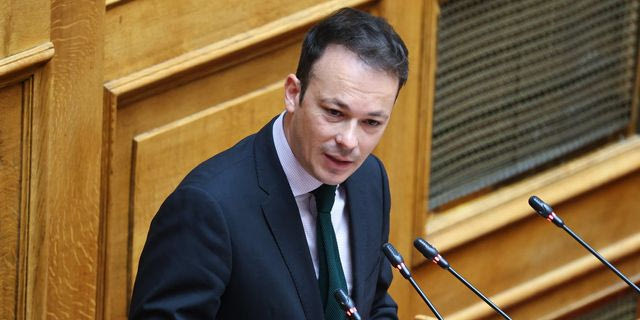 Παραιτήθηκε από βουλευτής ο Μίλτος Ζαμπάρας – Συμπορεύεται με την ΕΛ.Α.Σ.