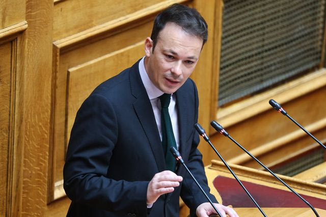 Παραιτήθηκε από βουλευτής ο Μίλτος Ζαμπάρας – Συμπορεύεται με την ΕΛ.Α.Σ.