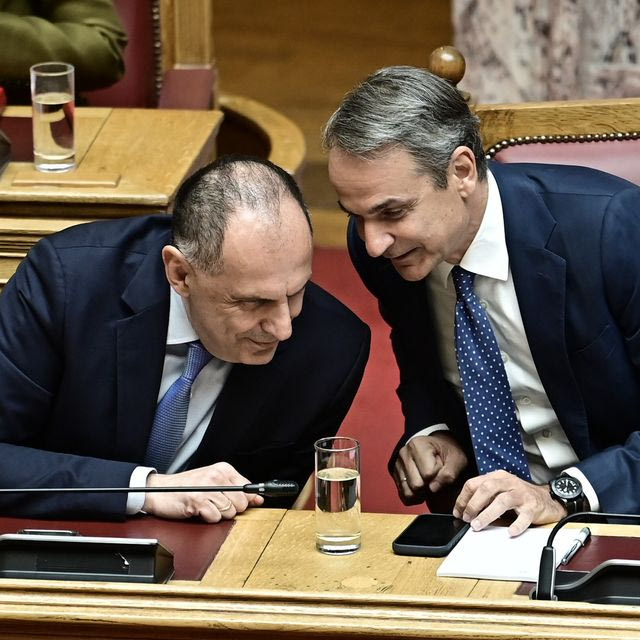 Η κυβέρνηση στο “ναρκοπέδιο” της Λιβύης