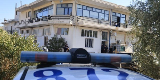 Μαρούσι: Απατεώνες γκρέμισαν τοίχο σε σπίτι 89χρονης – Άρπαξαν 20.000 ευρώ και χρυσές λίρες