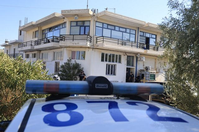 Μαρούσι: Απατεώνες γκρέμισαν τοίχο σε σπίτι 89χρονης – Άρπαξαν 20.000 ευρώ και χρυσές λίρες