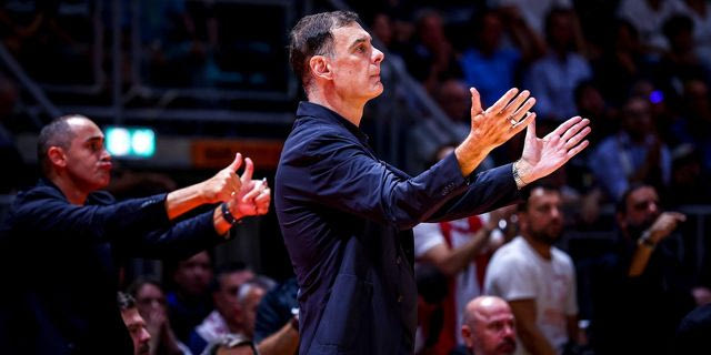 Βίρτους – Ολυμπιακός: Οι πανηγυρισμοί των Ιταλών παρέσυραν τον Μπαρτζώκα – Η αντίδρασή του