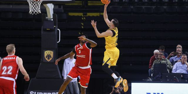 ΑΕΚ – Σαλόν 95-93: Τρελή ανατροπή σε 15″ με Μπάρτλεϊ και Ερτέλ στην πρεμιέρα του BCL