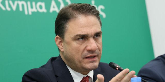 Τσουκαλάς: Αντί πολλών λόγων, η κυβέρνηση να δημοσιοποιήσει το κείμενο συμφωνητικού της Μονής Σινά