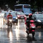 Κακοκαιρία: Κλειστοί δρόμοι σε Πικέρμι, Μέγαρα και Πειραιά