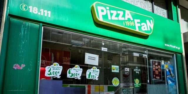 Pizza Fan: Οι πιέσεις που δέχονταν όσοι δεν λειτουργούσαν το “κέρασμα” στο “Take Away”