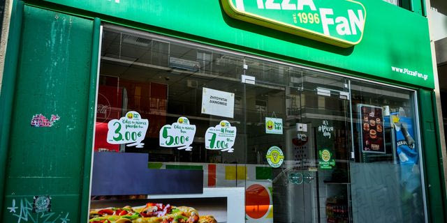 Pizza Fan: Πώς το παράνομο λογισμικό ”εξαφάνιζε” πωλήσεις και ΦΠΑ – Το κόλπο με τα ”κεράσματα”