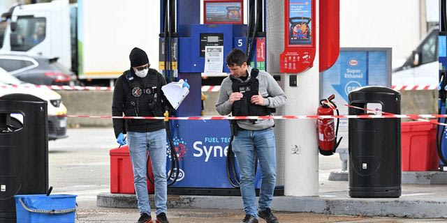 Πυροβολισμοί κοντά στο Παρίσι: Η Αντιτρομοκρατική στις έρευνες – ”Έίχε πρόθεση να προκαλέσει μακελειό”