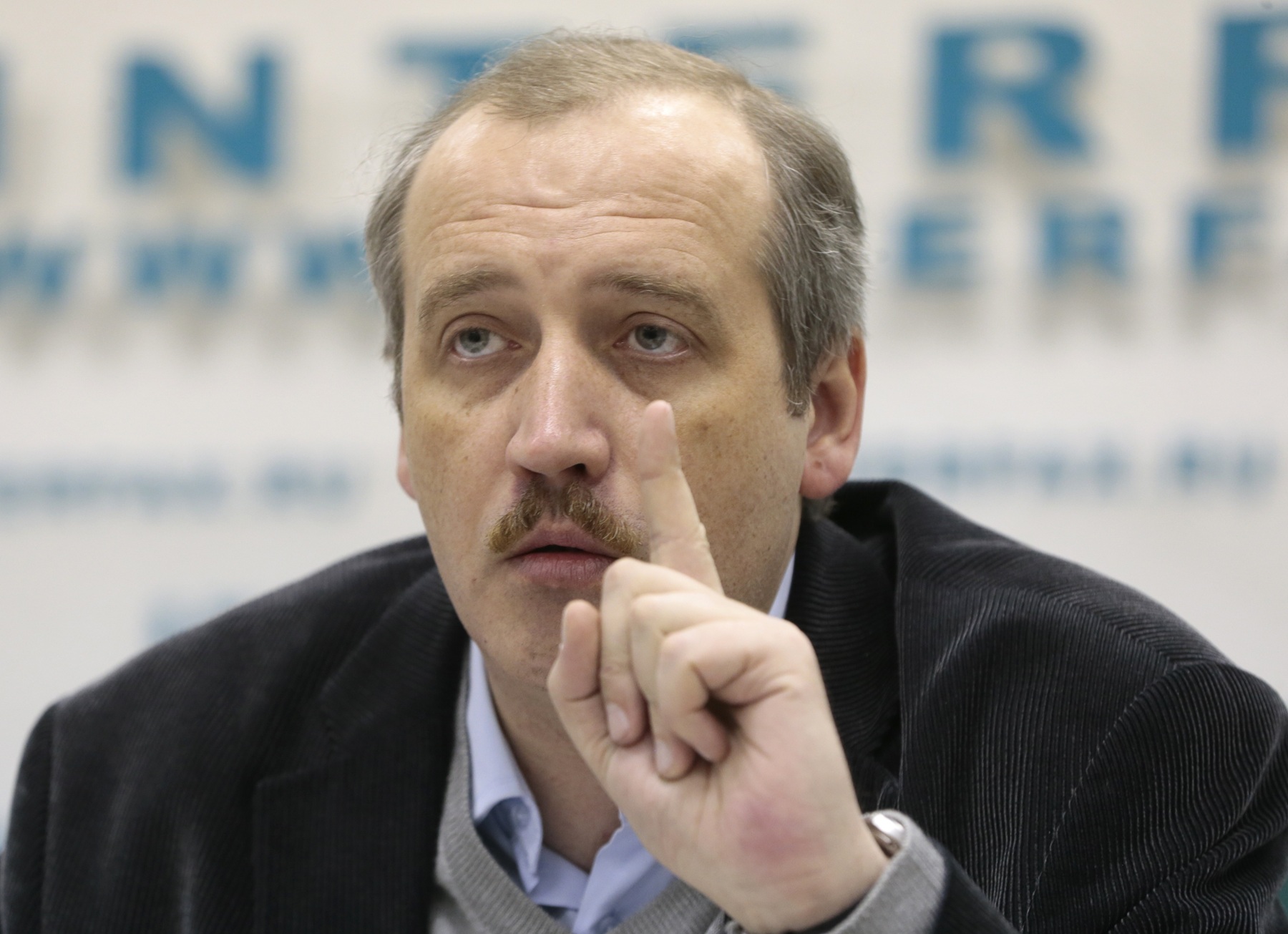 Ρωσία: Συνελήφθη ο διευθυντής της Novaïa Gazeta Σεργκέι Σακαλόφ