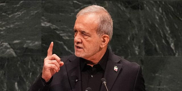 Πεζεσκιάν: “Η διαπραγμάτευση με τις ΗΠΑ δεν έχει κανένα νόημα”