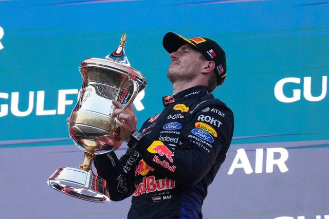 Formula 1: Θρίαμβος Φερστάπεν στη Μαλαισία – Στο βάθρο Αντονέλι και Χάμιλτον, εγκατέλειψε ο Ράσελ
