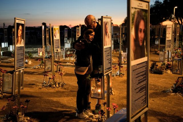 Ισραήλ: Φόρος τιμής και ενός λεπτού σιγή για τα θύματα της 7η Οκτωβρίου