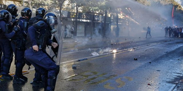 Χάος δίχως τέλος στην Αλβανία: Φοιτητές αντιμέτωποι με την αστυνομία για 8η ημέρα