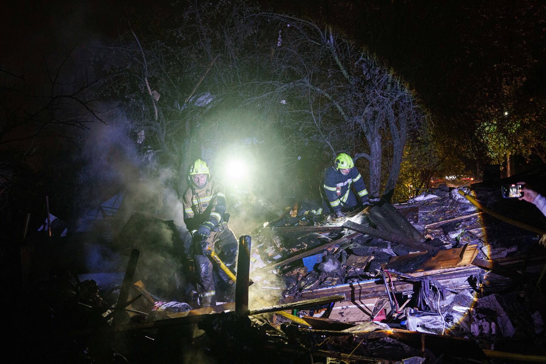 Νέες ρωσικές επιθέσεις στην Ουκρανία, εν μέσω διπλωματικών προσπαθειών για συνομιλίες