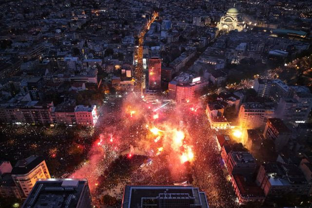 Βία και νοθεία στη Σερβία - Θα είναι το επόμενο σημείο ανάφλεξης στην Ευρώπη;