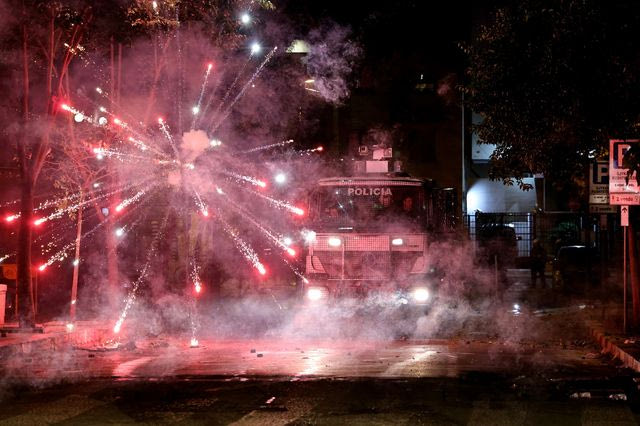 Αλβανία: Πρόστιμα έως 5.000 ευρώ στους διαδηλωτές – Τα νέα μέτρα Ράμα