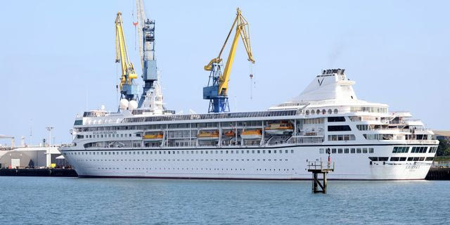 Άδοξο τέλος για το κρουαζιερόπλοιο που έκανε τον γύρο του κόσμου – Το ”έδεσε” ο πόλεμος στο Ιράν