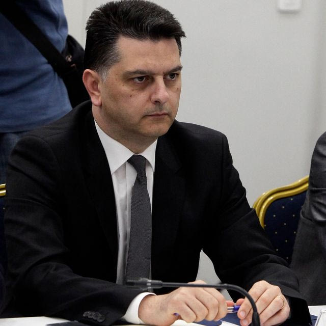 Δικαίωση για την αντιπολίτευση η αποχώρηση Μπεκίρη