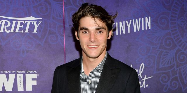 Συγκλονίζει η μητέρα του RJ Mitte: “Μία γυναίκα δεν θα έπρεπε ποτέ να βρίσκει το παιδί της έτσι”