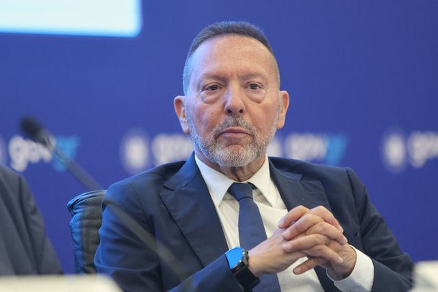 Στουρνάρας: Απαραίτητες οι θεσμικές μεταρρυθμίσεις για αξιολόγηση Α πριν από το 2030