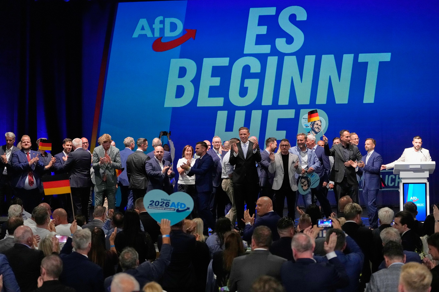 Στόχος κυβερνοεπίθεσης η AFD – Διέρρευσαν 421.000 emails μελών της