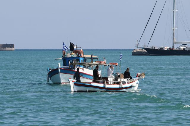 Νέα μέτρα στήριξης για τους αλιείς – 40 λεπτά η επιδότηση στο αλιευτικό πετρέλαιο