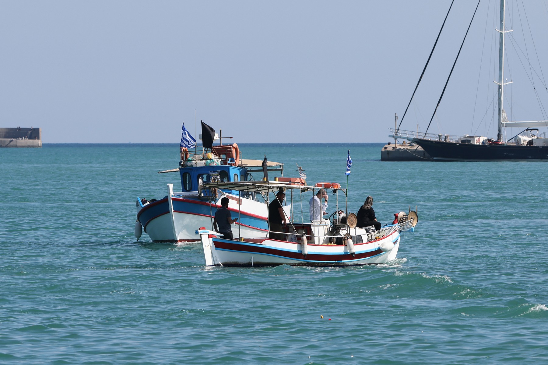 Νέα μέτρα στήριξης για τους αλιείς – 40 λεπτά η επιδότηση στο αλιευτικό πετρέλαιο