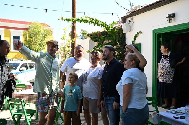 Ανδρουλάκης από Καστελλόριζο: Αδιαπραγμάτευτα τα κυριαρχικά μας δικαιώματα