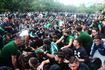 Έπεσε το ξενοδοχείο της πράσινης αποστολής: Χαμός από φιλάθλους του Παναθηναϊκού πριν το ντέρμπι με τον Ολυμπιακό