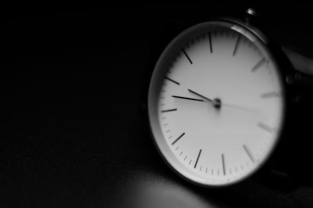 Νωρίτερα φέτος η αλλαγή ώρας: Πότε γυρνάμε τα ρολόγια μια ώρα πίσω