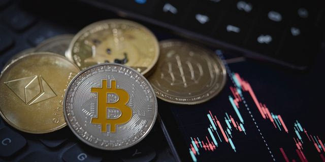 Απάτη με κρυπτονομίσματα: Έταζαν διπλάσια λεφτά σε 50 μέρες – Πώς δρούσε το κύκλωμα με τους στρατιωτικούς