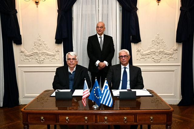 Υπεγράφη η Κοινή Διακήρυξη για τη Στρατηγική Συνεργασία ΕΛΚΑΚ – MITSG παρουσία Δένδια