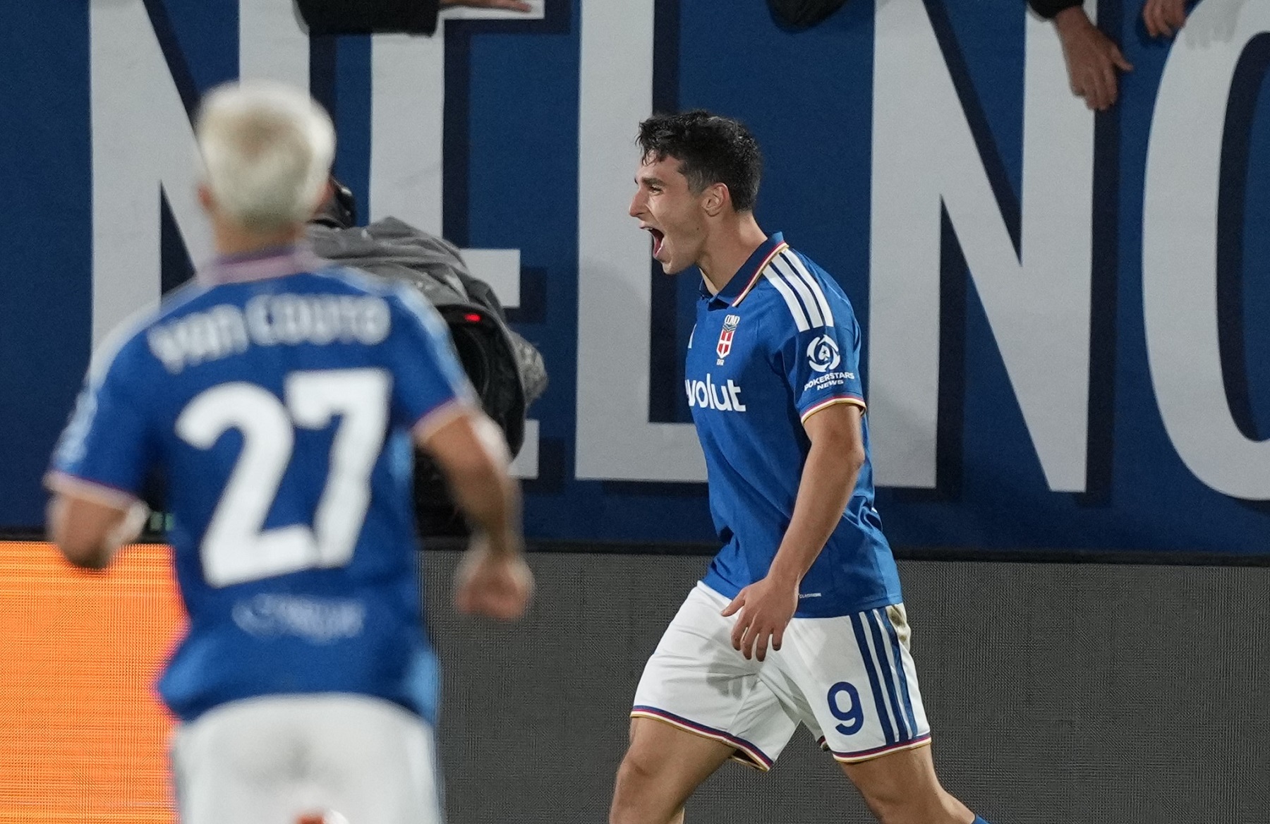 Κόμο – Μάντσεστερ Γιουνάιτεντ 4-1: Δουβίκας και Παζ διέλυσαν τους “κόκκινους διαβόλους”