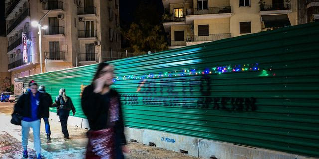 Δούκας προς Ελληνικό Μετρό: “Συμμορφωθείτε άμεσα” για το εργοτάξιο στα Εξάρχεια