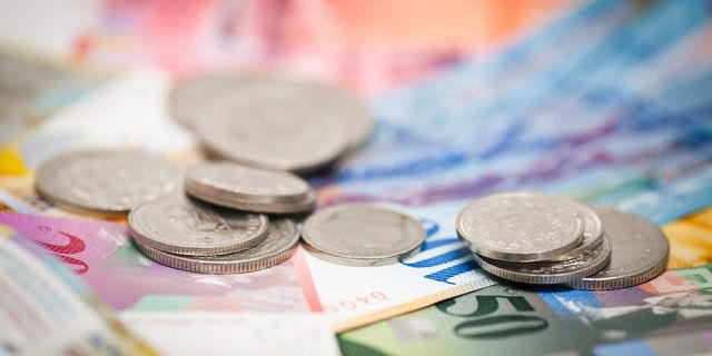 Τράπεζες – Ελβετικό φράγκο: Το ευρώ επέλεξαν 8 στα 10 επιλέξιμα δάνεια