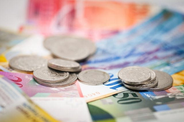 Τράπεζες – Ελβετικό φράγκο: Το ευρώ επέλεξαν 8 στα 10 επιλέξιμα δάνεια